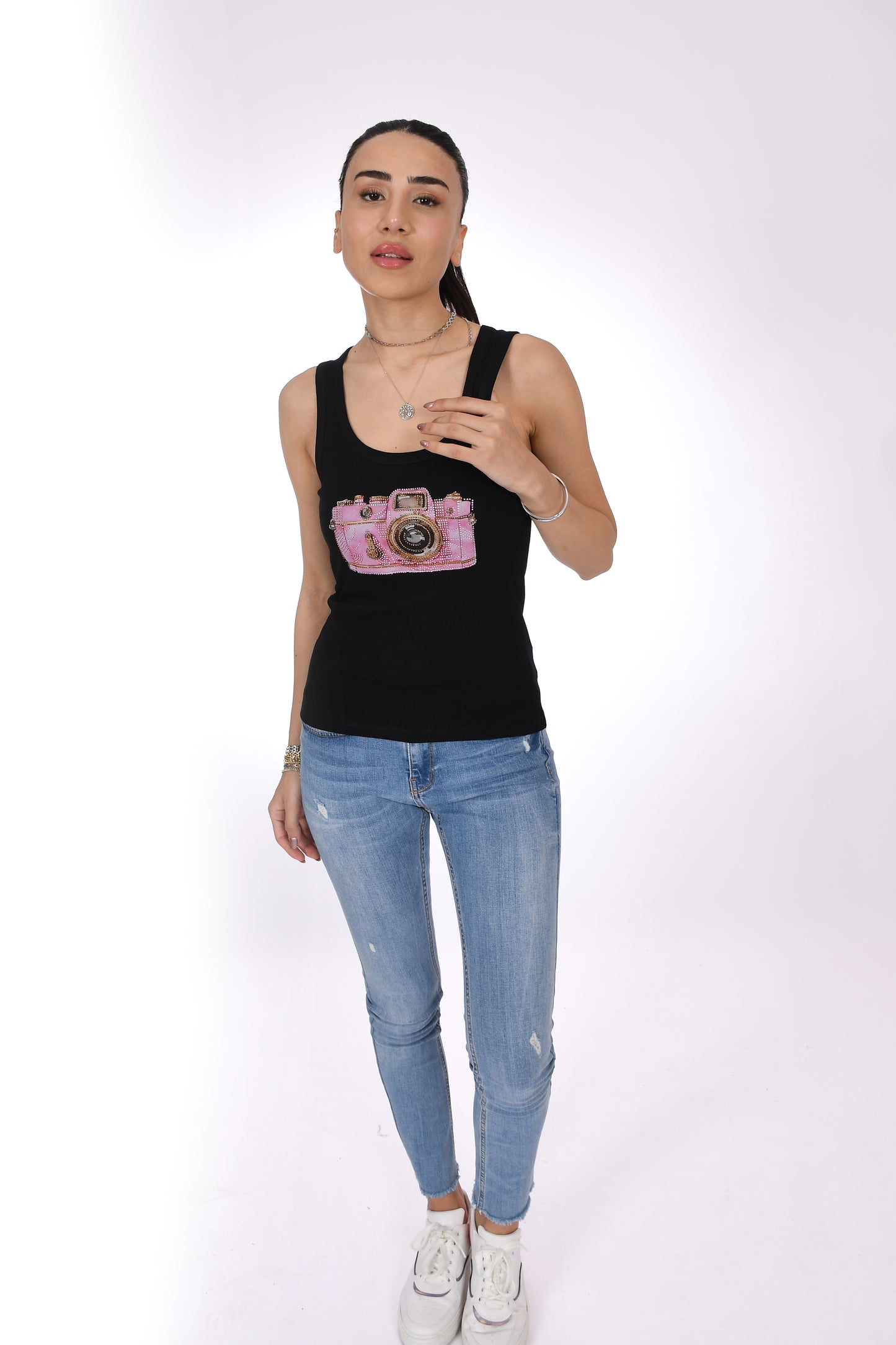 Siyah Ribana Kadın Bluz - Pembe Kamera Taş İşlemeli - Pia Velle