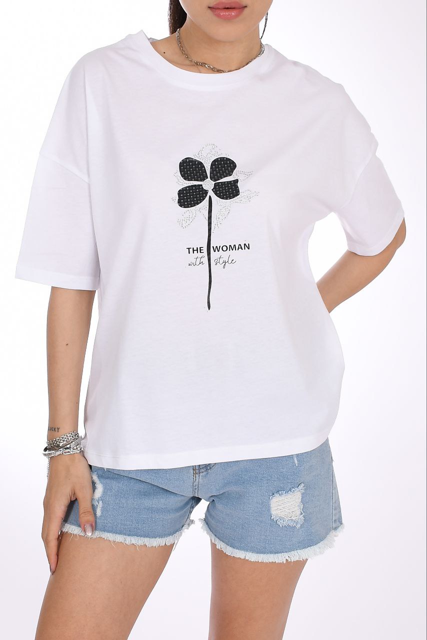 The Woman With Style Çiçek Desenli Oversize Kadın Tişört – Beyaz