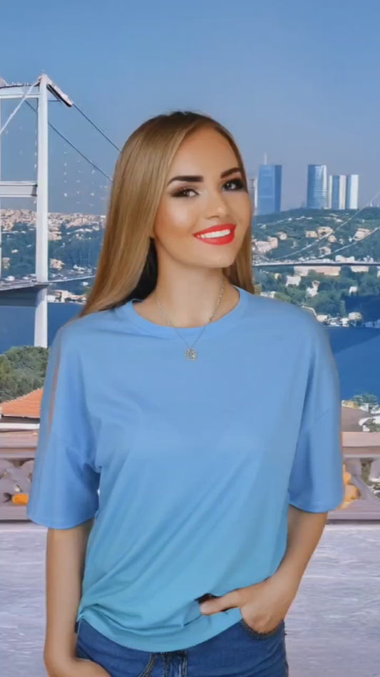 Pia Velle Mavi Degrade Oversize T-Shirt – Deniz Esintisini Stilinde Taşı